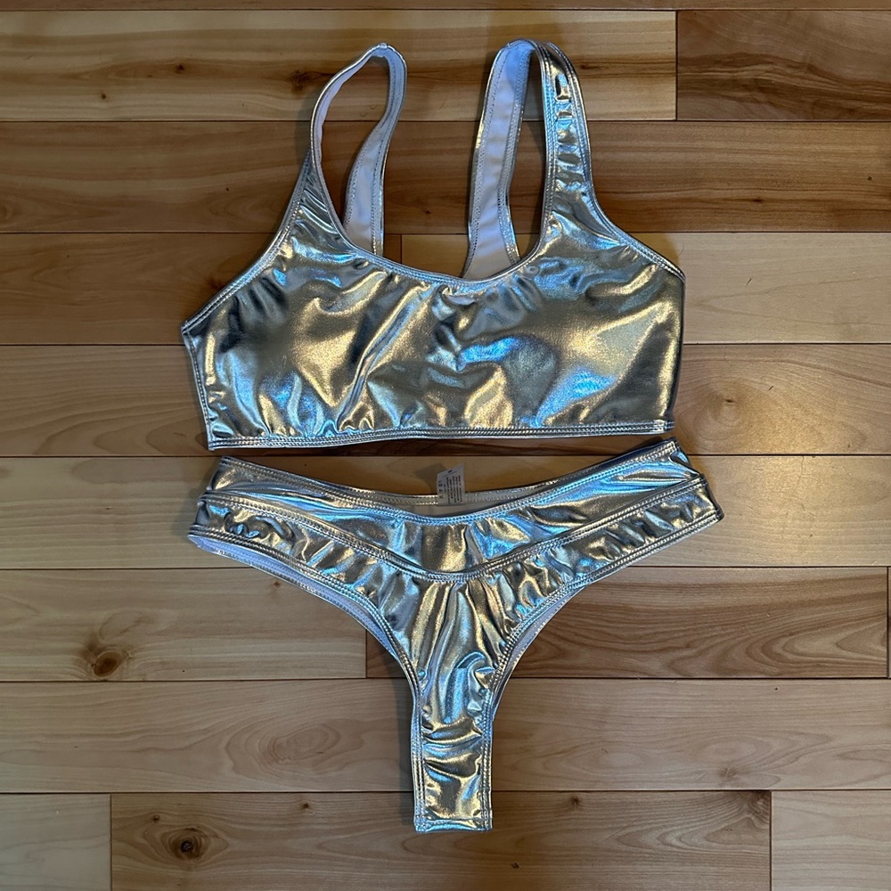NWT silver metallic bikini set size small